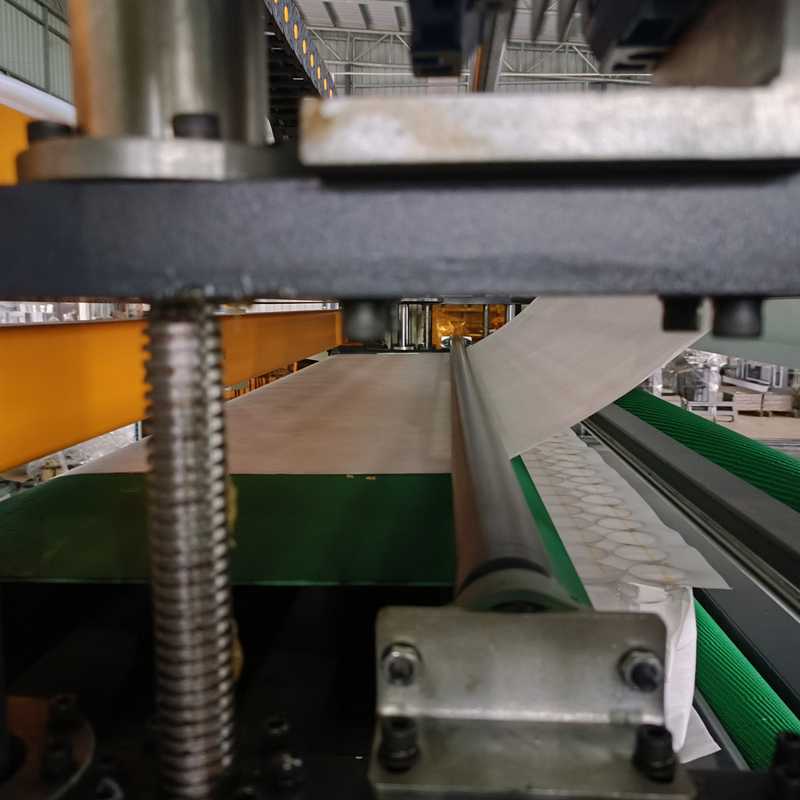 Máy Viscose lò xo túi keo 7kg với áp suất không khí 0,6-0,7Mpa