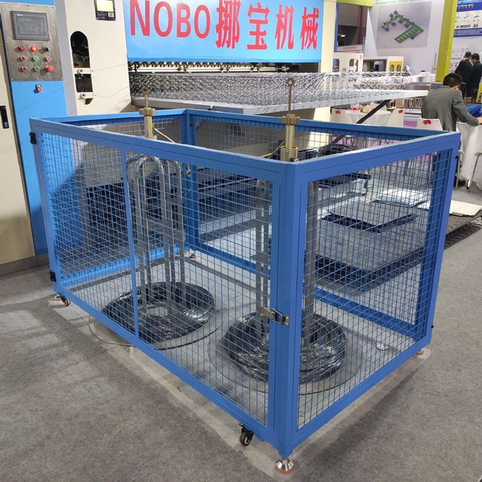 Dây chuyền sản xuất nệm tốc độ cao 90-100 Lò xo / Loại lò xo Bonell tối thiểu 220v