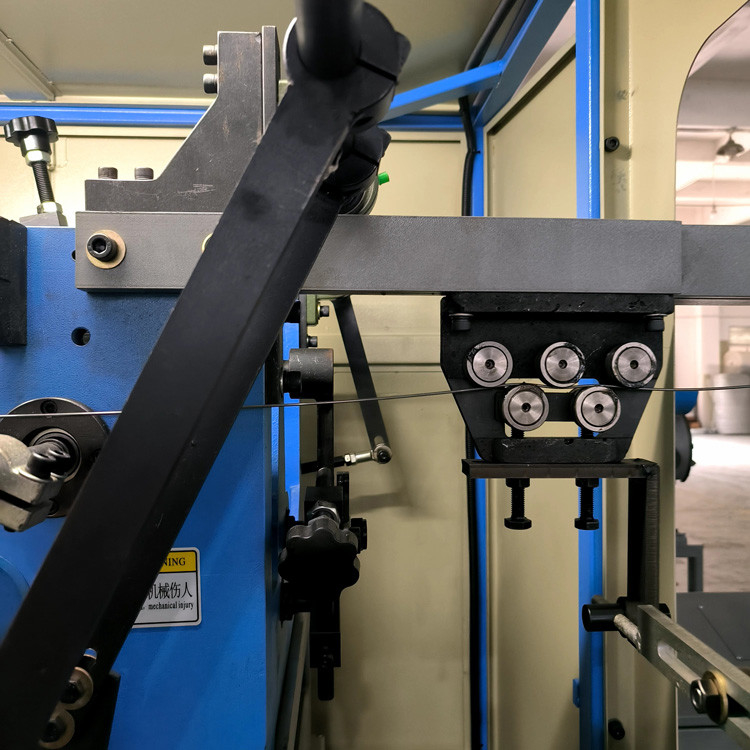 4-7 Turn Mattress Spring Coiling Machine loại tự động