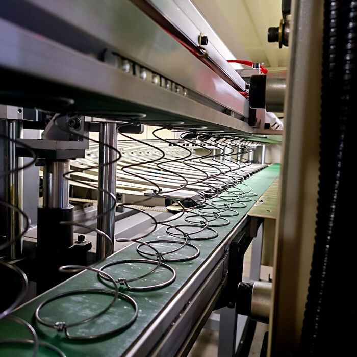 1.3-1.6mm đường kính dây nệm dây với Bonnell mùa xuân và 4-7 quay convolutions