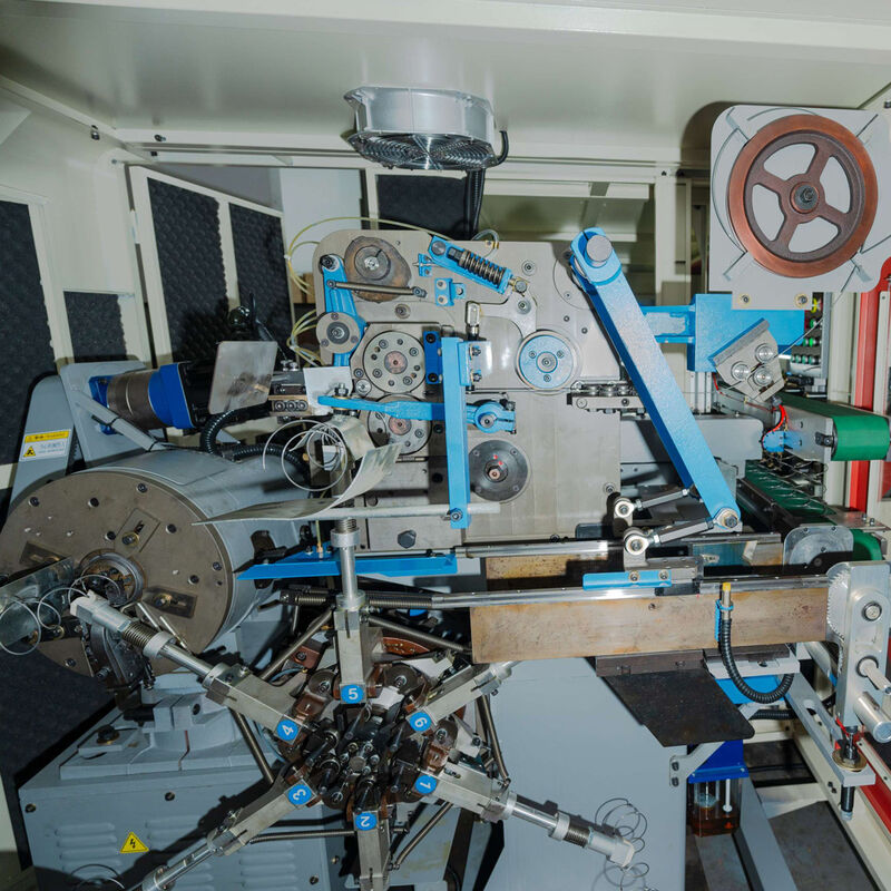 Công suất 60-90 Tấm/8 Giờ Dây chuyền sản xuất nệm Tổng công suất Khoảng 35 KVA Thiết bị sản xuất nệm đầu ra cao